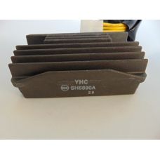 Реле-регулятор Honda cb1300 X4 cbr1100xx X11