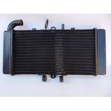 Радиатор охлаждения Honda cb400